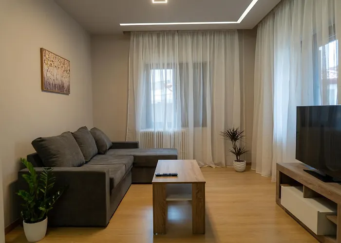 Dimitra 里托楚伦